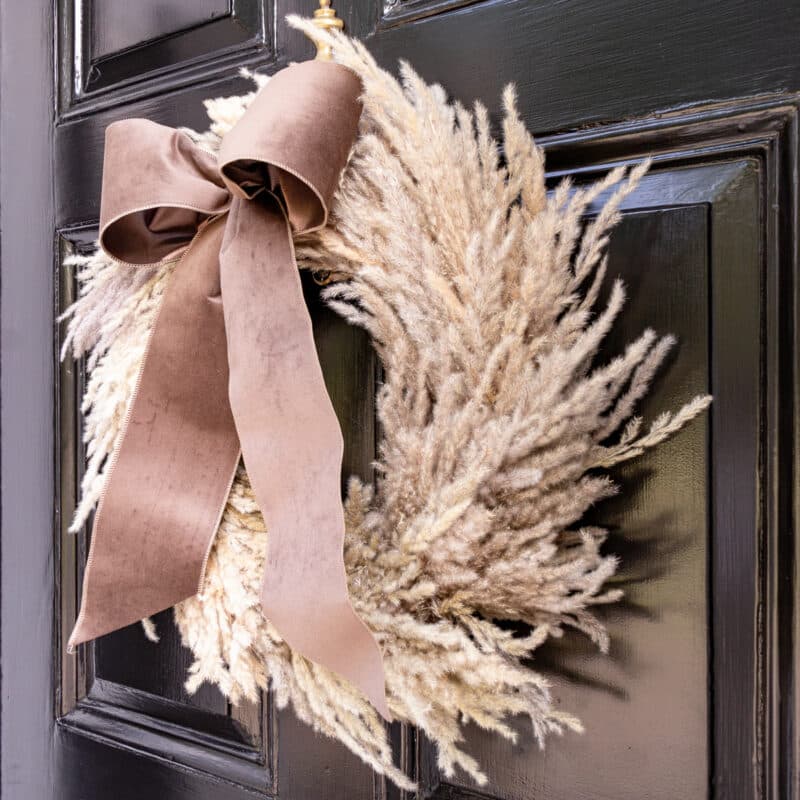 Pampas grass wreath Natural with Bow