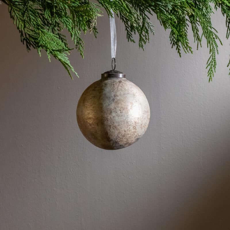 Gild Ornament